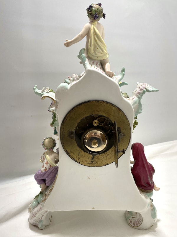 Meissen figural mantel clock - image 4