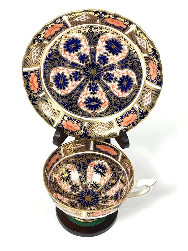 Royal Crown Derby tea service - image 3