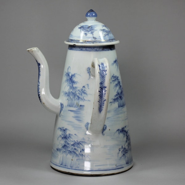 Chinese blue and white lighthouse coffee pot, Qianlong (1736-95) - image 2