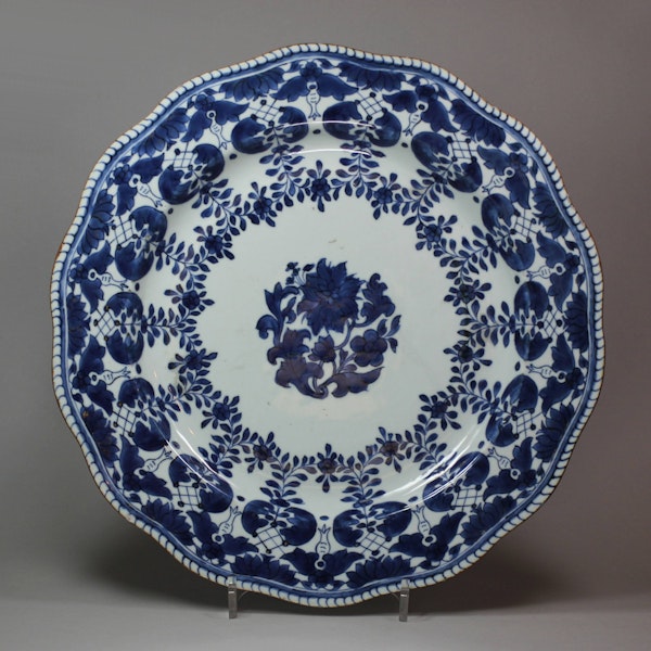 Chinese blue and white plate, Qianlong (1736-95) - image 1