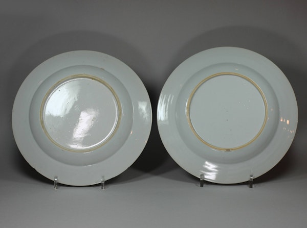 Pair of Chinese blue and white plates, Qianlong (1736-1795) - image 2