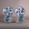 Pair of Chinese café au lait teabowls and saucers, Qianlong (1735-96) - image 2