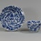 Chinese blue and white moulded teabowl and saucer, Kangxi (1662-1722) - image 3