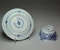 Chinese blue and white teabowl and saucer, Kangxi (1662-1722) - image 3