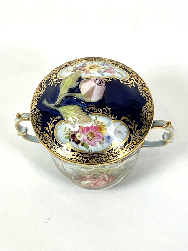 Meissen trembleuse cup,cover & saucer - image 8