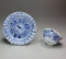 Chinese blue and white teabowl and saucer, Kangxi (1662-1722) - image 1