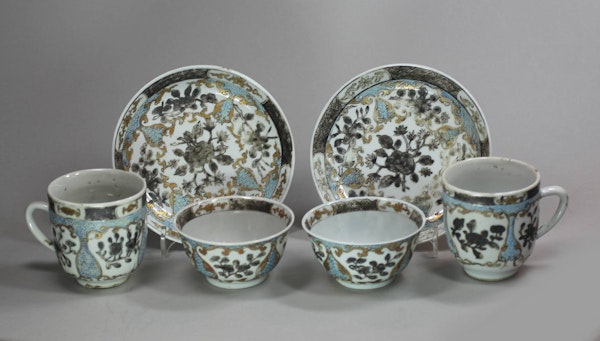 Pair of Chinese teabowls, teacups and saucers, Yongzheng (1736-95) - image 1