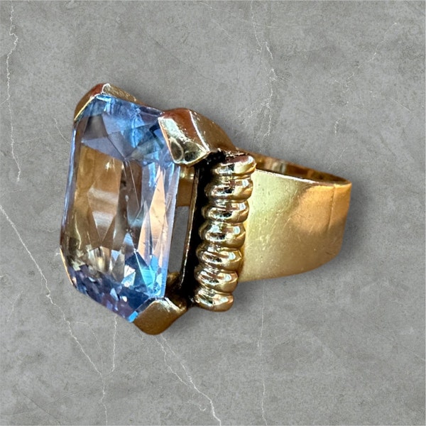 Stunning Vintage Blue Spinel Ring - image 3