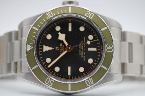 Tudor Black Bay Harrods 79230G Full Set 2022 - image 7