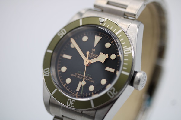 Tudor Black Bay Harrods 79230G Full Set 2022 - image 3