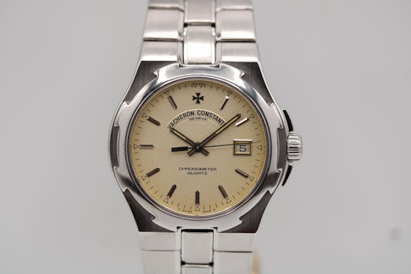 Vacheron Constantin Overseas 72040/423A - image 3