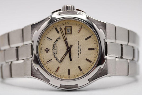 Vacheron Constantin Overseas 72040/423A - image 6