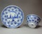 Chinese blue and white bowl and saucer, Kangxi (1662-1722) - image 1