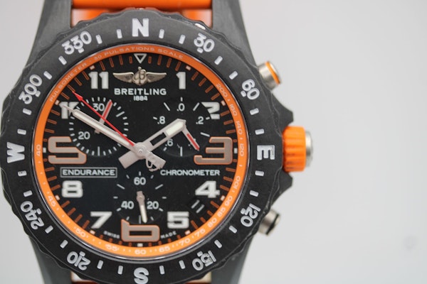 Breitling Endurance Pro X82310 - image 8