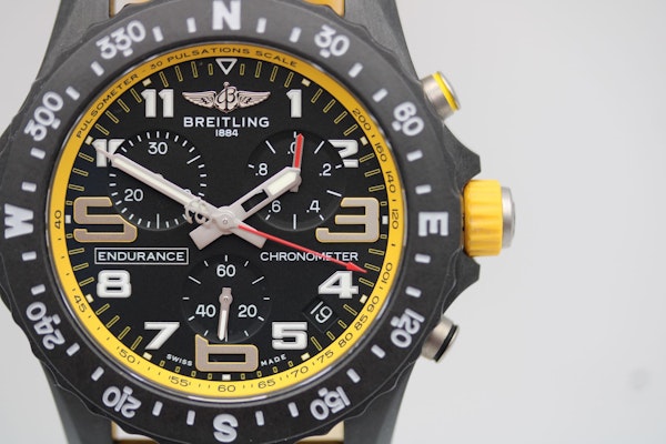 Breitling Endurance Pro X82310 - image 6