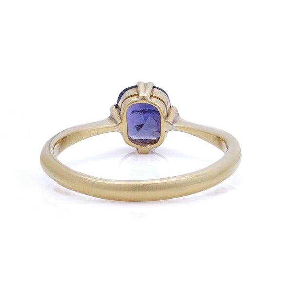 22kt yellow gold sapphire solitaire ring - image 3