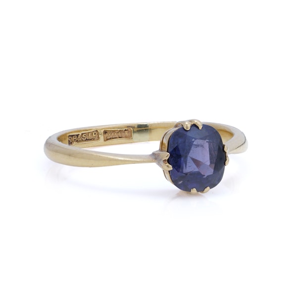 22kt yellow gold sapphire solitaire ring - image 4