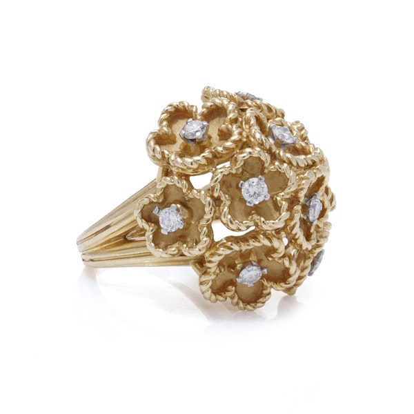 Kutchinsky 18kt Gold Diamond cluster ring - image 3