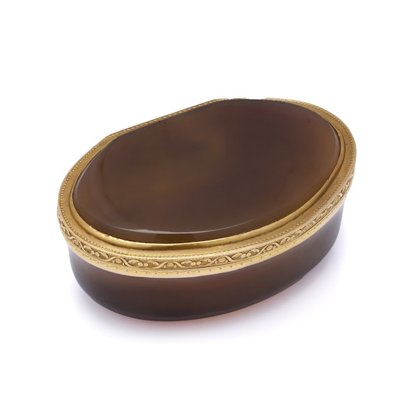 Agate snuff box with 18ct gold mounts c. 1790 - image 7