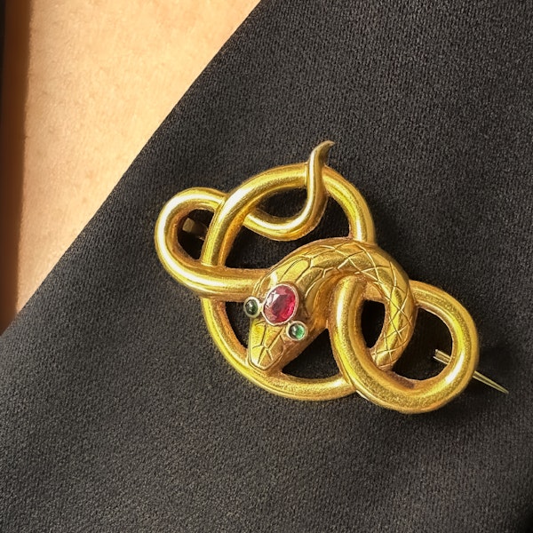 Antique Victorian Snake Brooch.  Saddingtons 375 - image 2