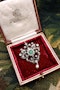 A very fine Edwardian Pendant/Brooch, a central Emerald & Diamond Cluster within a foliate stylised Heart Shaped Diamond Set frame suspending a Pear shaped Natural Pearl. Circa 1890 - image 4