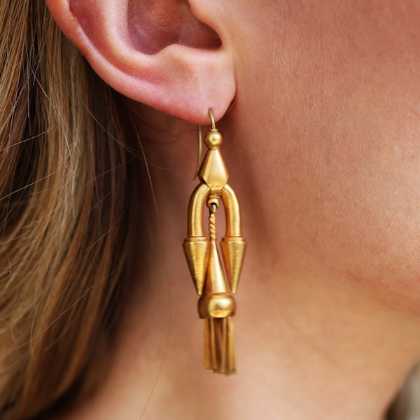 Victorian Gold Etruscan Style Drop Earrings, Circa 1875 - image 4