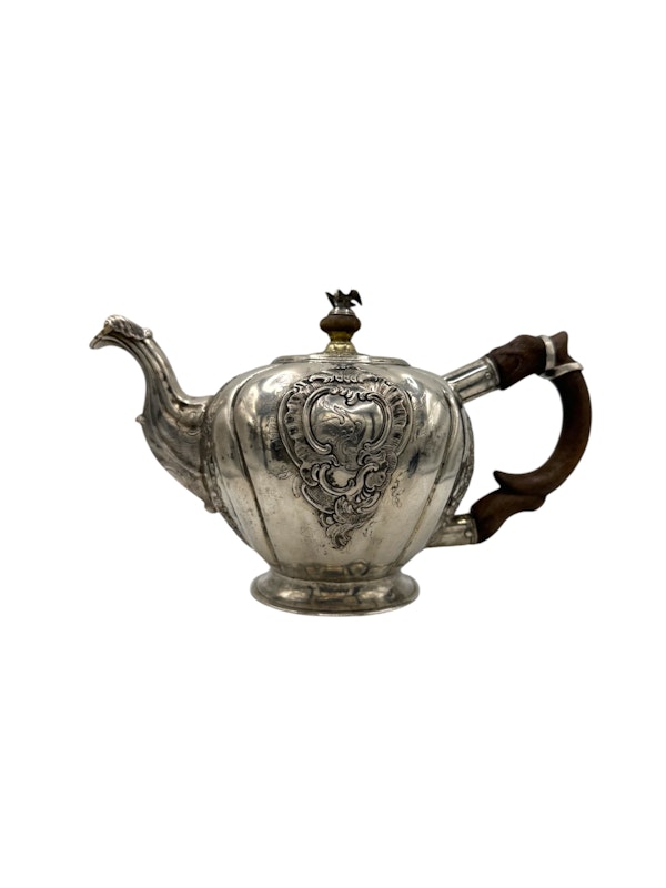 18th century Russian silver teapot, Moscow, 1765. - image 3