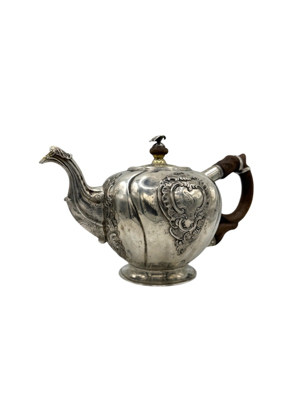 18th century Russian silver teapot, Moscow, 1765. - image 5