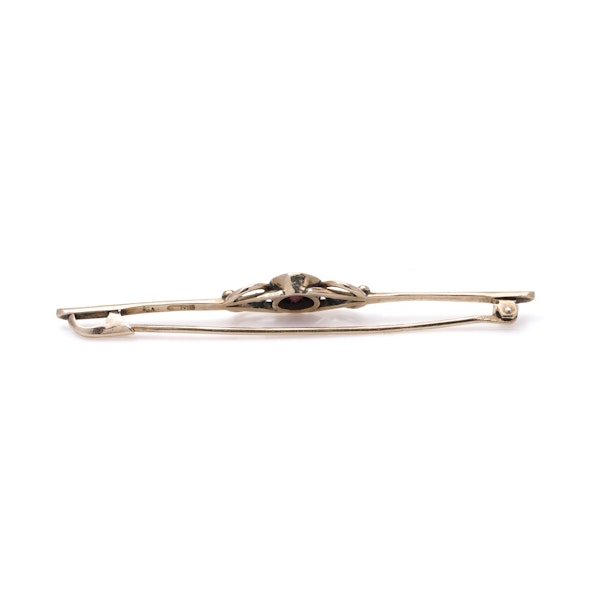 14kt gold garnet bar brooch by Faberge workmaster August Wilhelm Holmström - image 4