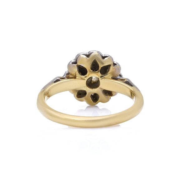 18kt gold and platinum flower head diamond cluster ring. - image 3