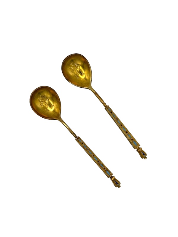 Russian silver gilt and cloisonné enamel set of 12 coffee spoons by G. Grachev, St Petersburg, c.1880 - image 5