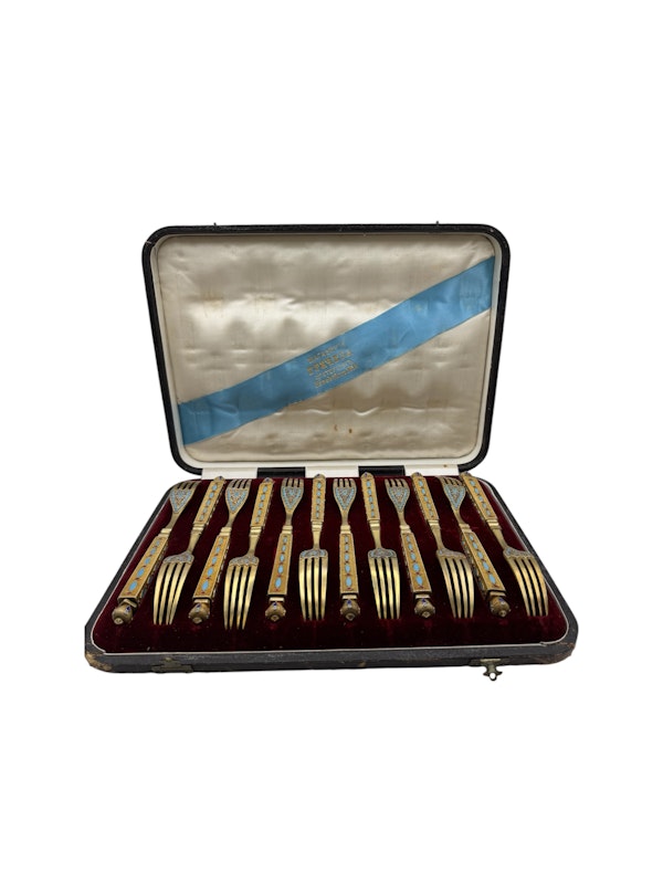 Russian silver guid and cloisonné enamel set of twelve forks and knives by G. Grachev, St Petersburg, c.1880 - image 2