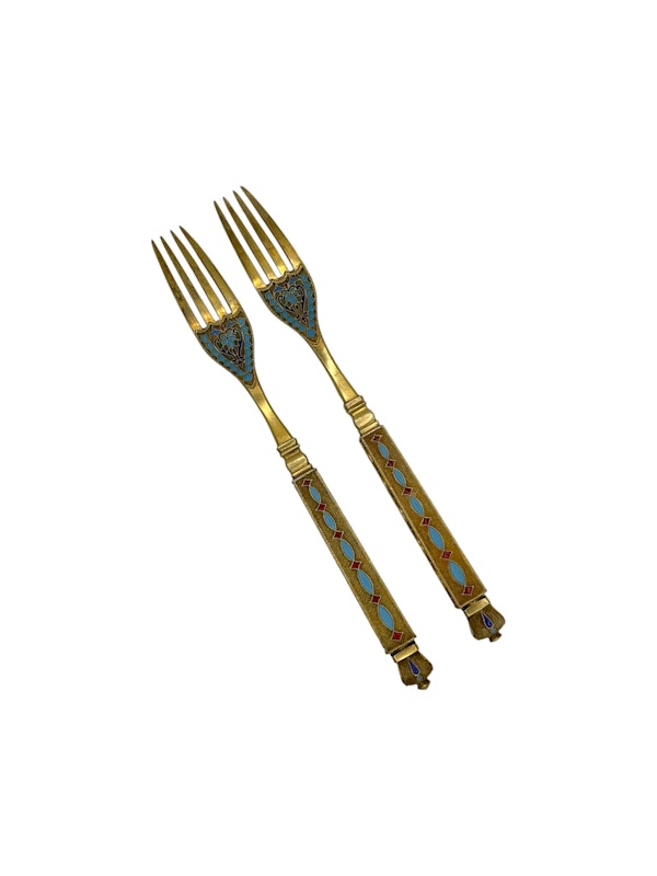 Russian silver guid and cloisonné enamel set of twelve forks and knives by G. Grachev, St Petersburg, c.1880 - image 5