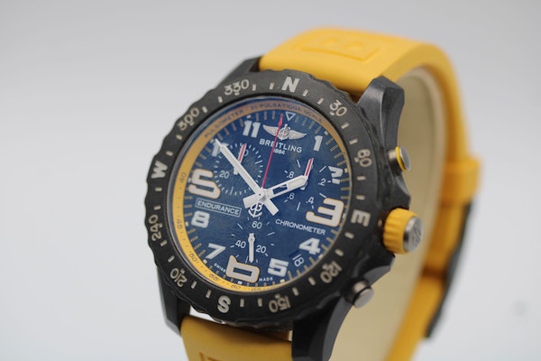 Breitling Endurance Pro X82310 Full Set 2020 - image 4