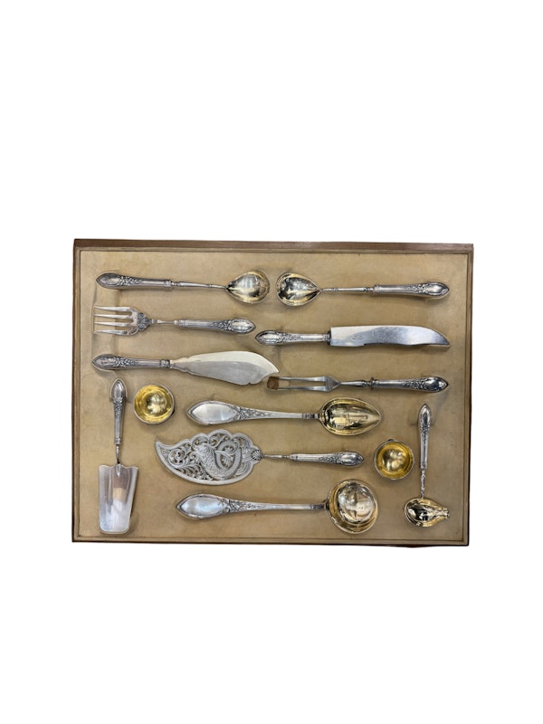 Russian silver canteen cutlery set for twelve people, Moscow c.1910 by Gustav Klingert. - image 8