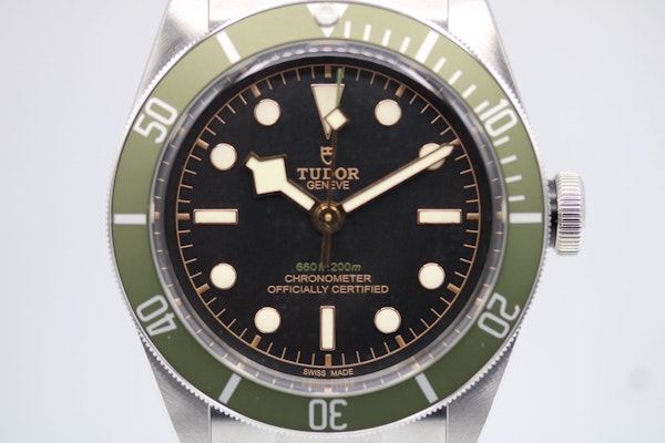 Tudor Black Bay Harrods 79230G Full Set 2021 Unworn - image 2