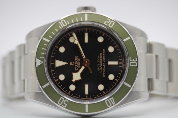 Tudor Black Bay Harrods 79230G Full Set 2021 Unworn - image 6