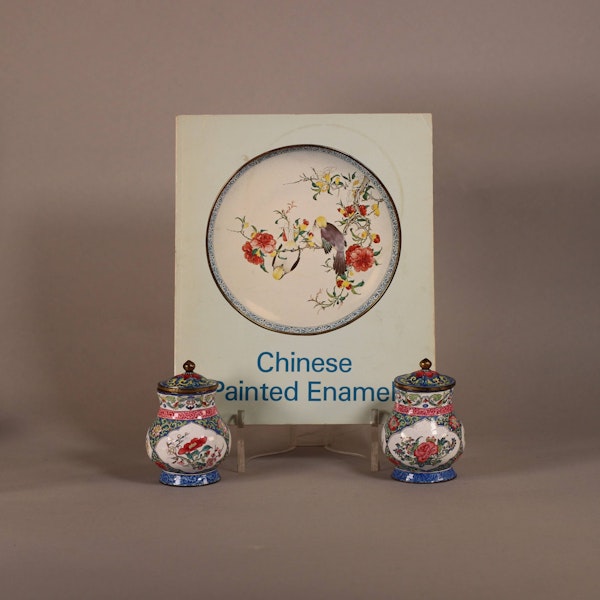 A pair of early Chinese Canton enamel pomade pots and covers, Qianlong (1736-95) - image 7