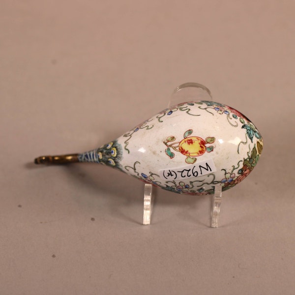 A pair of rare early Chinese Qianlong Canton enamel ladles/spoons - image 7