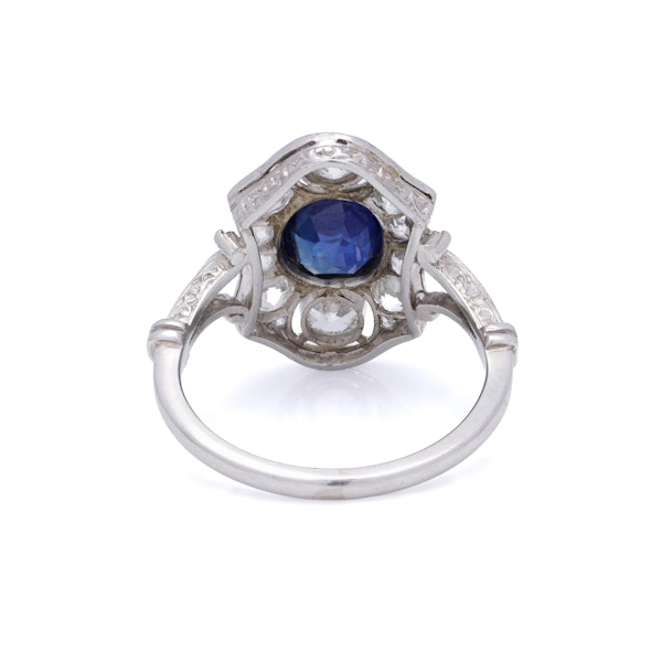 Art Deco Platinum sapphire and diamond cluster ring - image 4