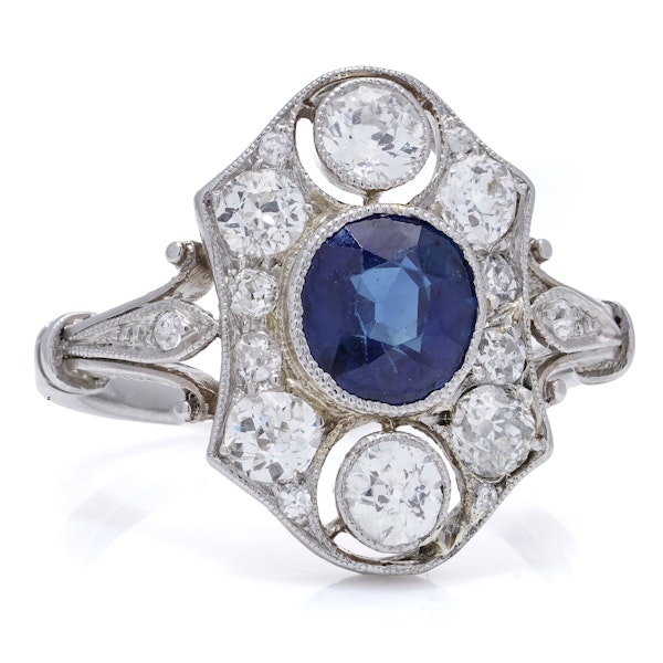 Art Deco Platinum sapphire and diamond cluster ring - image 2