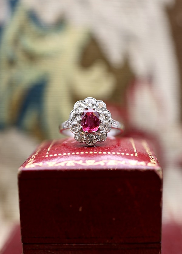 A very fine Siam Ruby & Diamond Cluster Engagement Ring mounted in Platinum, English, Circa 1930 - image 7