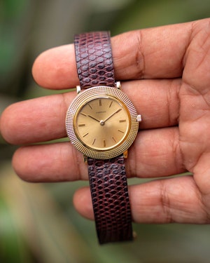 1960 Vacheron Constantin retailed by Cartier - Rare Disco Volante ‘Clous De Paris’ 6395