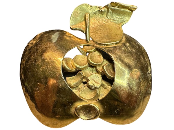 A fine 1970's Brooch - image 2