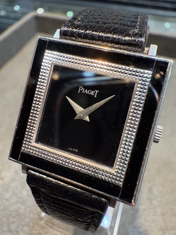 Piaget Onyx Dress Watch 18k White Gold- 1980s - Ref.9336 - image 2