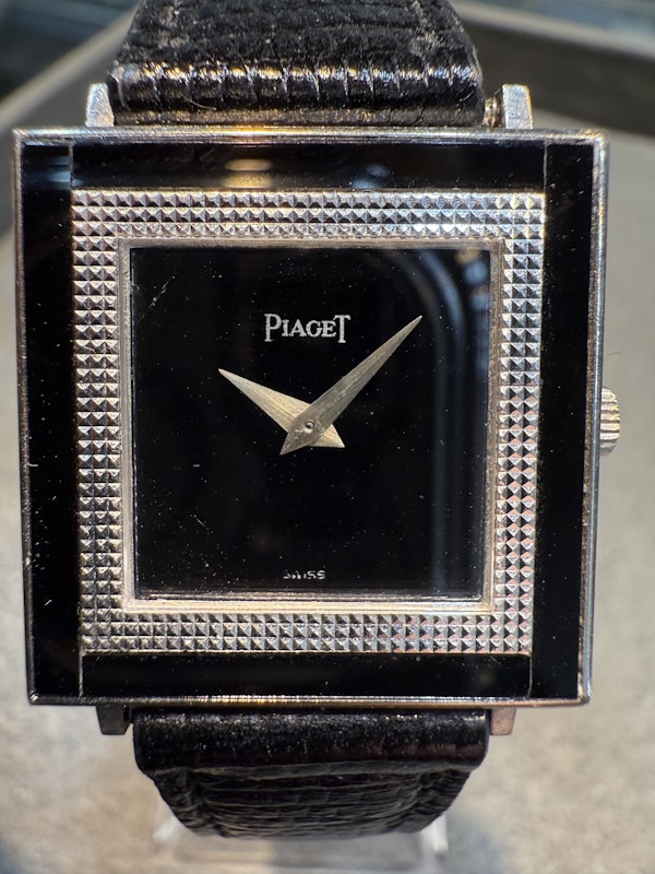 Piaget Onyx Dress Watch 18k White Gold- 1980s - Ref.9336 - image 3