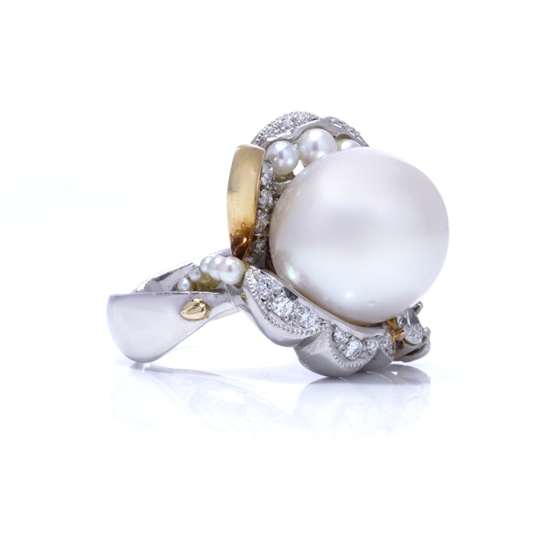 Platinum and gold South Sea cultured pearl cocktail ring - image 3