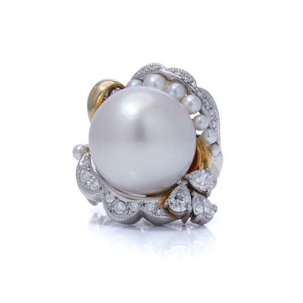 Platinum and gold South Sea cultured pearl cocktail ring - image 2