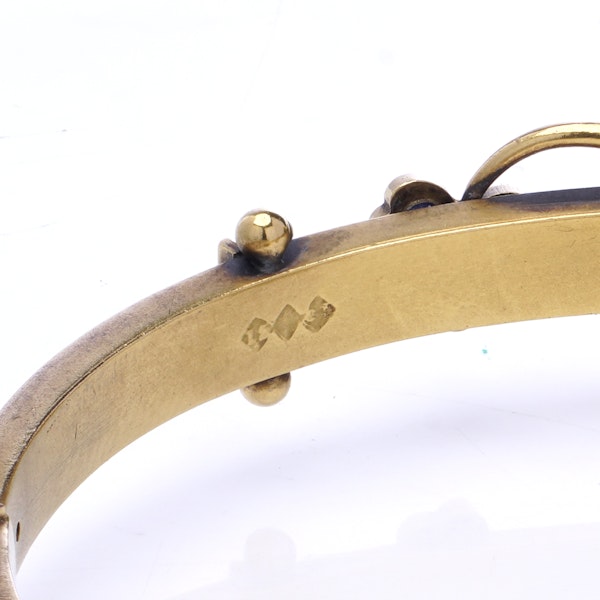 Victorian 15kt gold bangle with a shoehorn - image 6