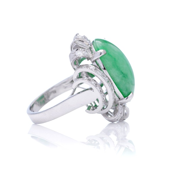 Vintage 14kt. white gold jade diamond cluster ring - image 4